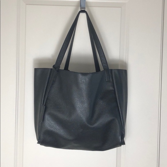 urban outfitters black tote bag